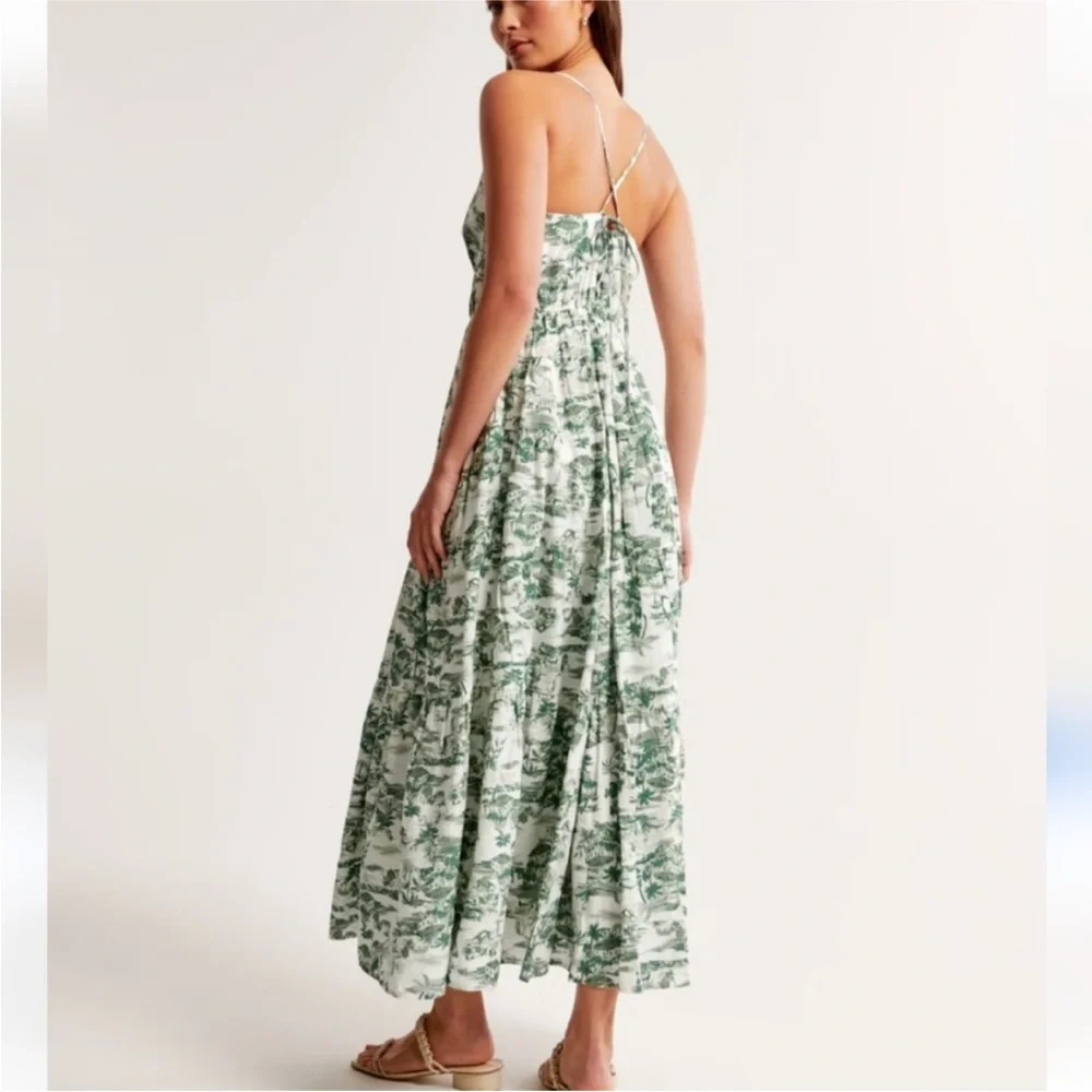 Abercrombie & Fitch Tiered Maxi Dress Size extra small petite
